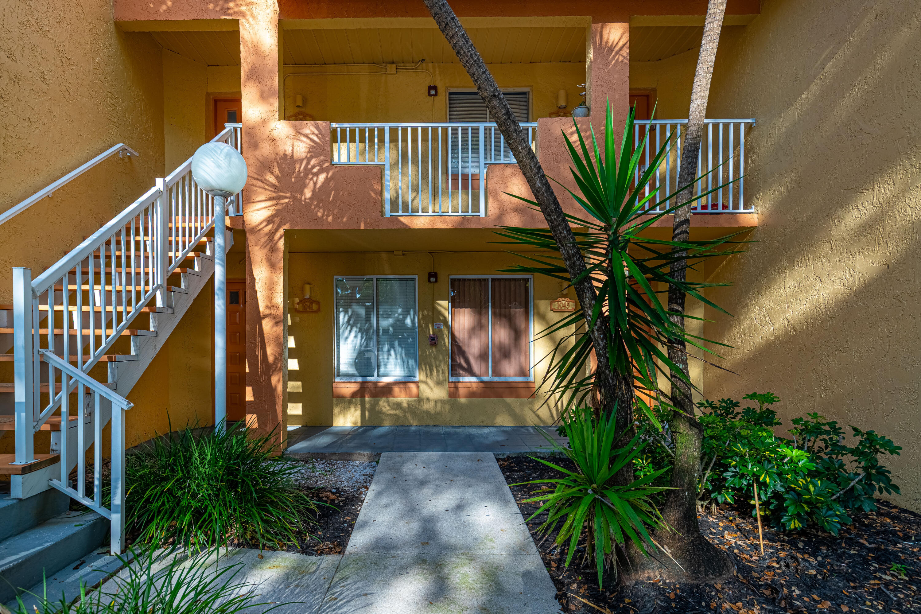 NAPOLI GARDENS AT CORAL SPRINGS - Residential Lease