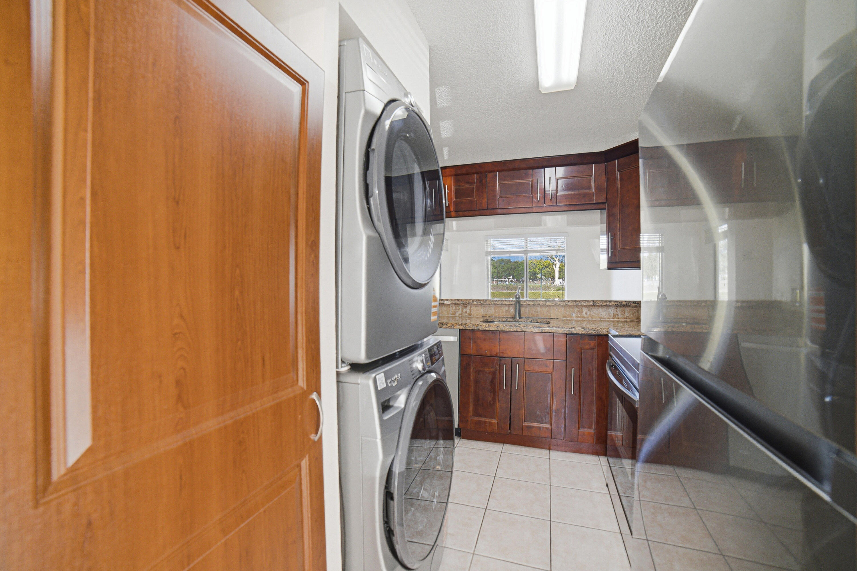 NAPOLI GARDENS AT CORAL SPRINGS - Residential Lease