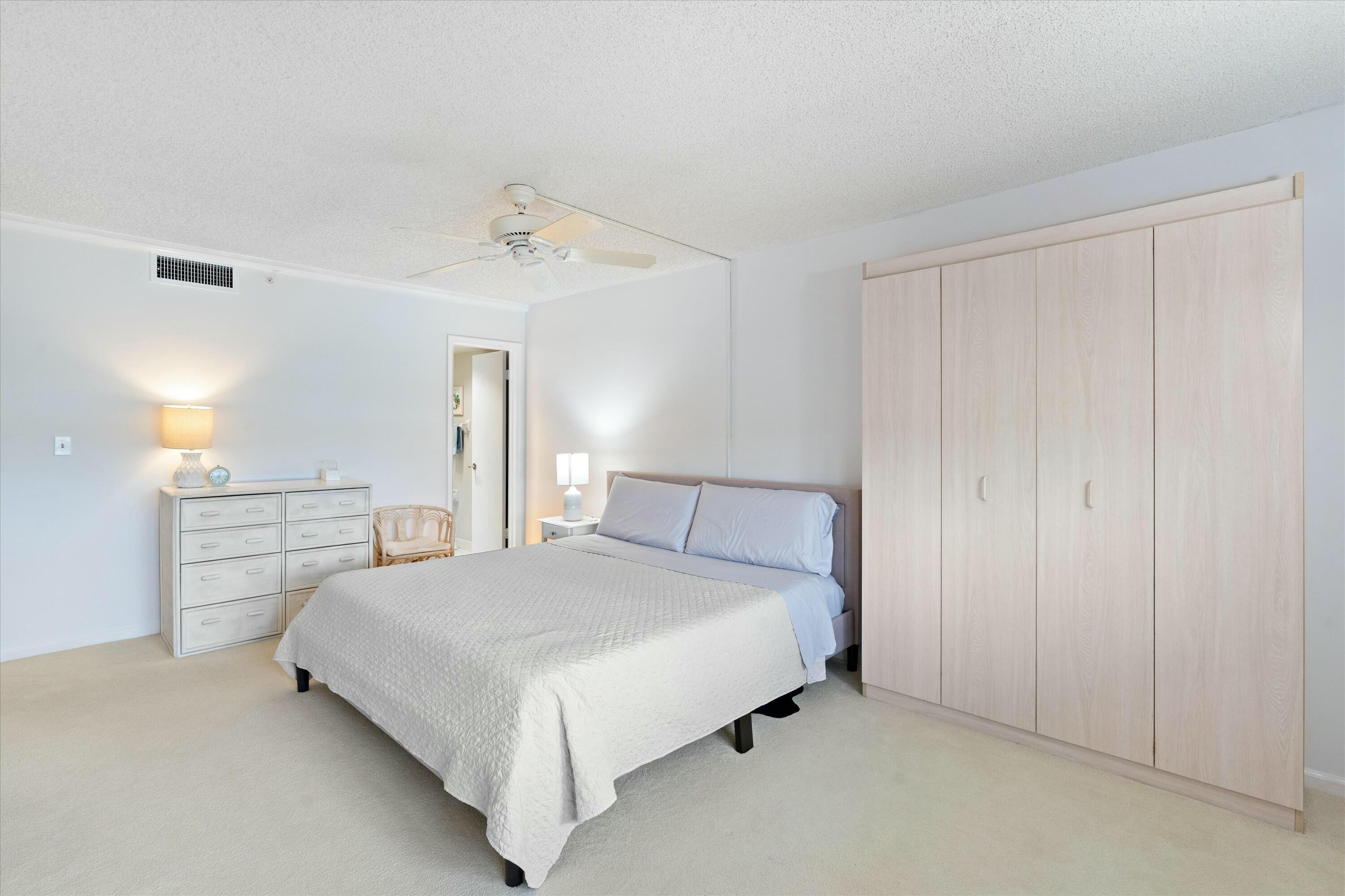 SEAGATE OF HIGHLAND CONDO - Residential Lease