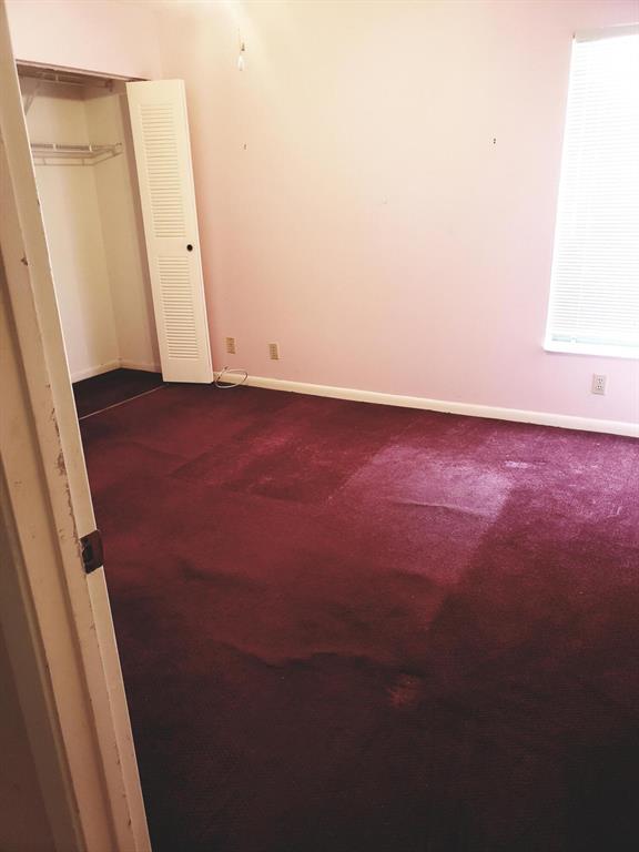 HUNTINGTON LAKES SEC FIVE CONDOS - Residential