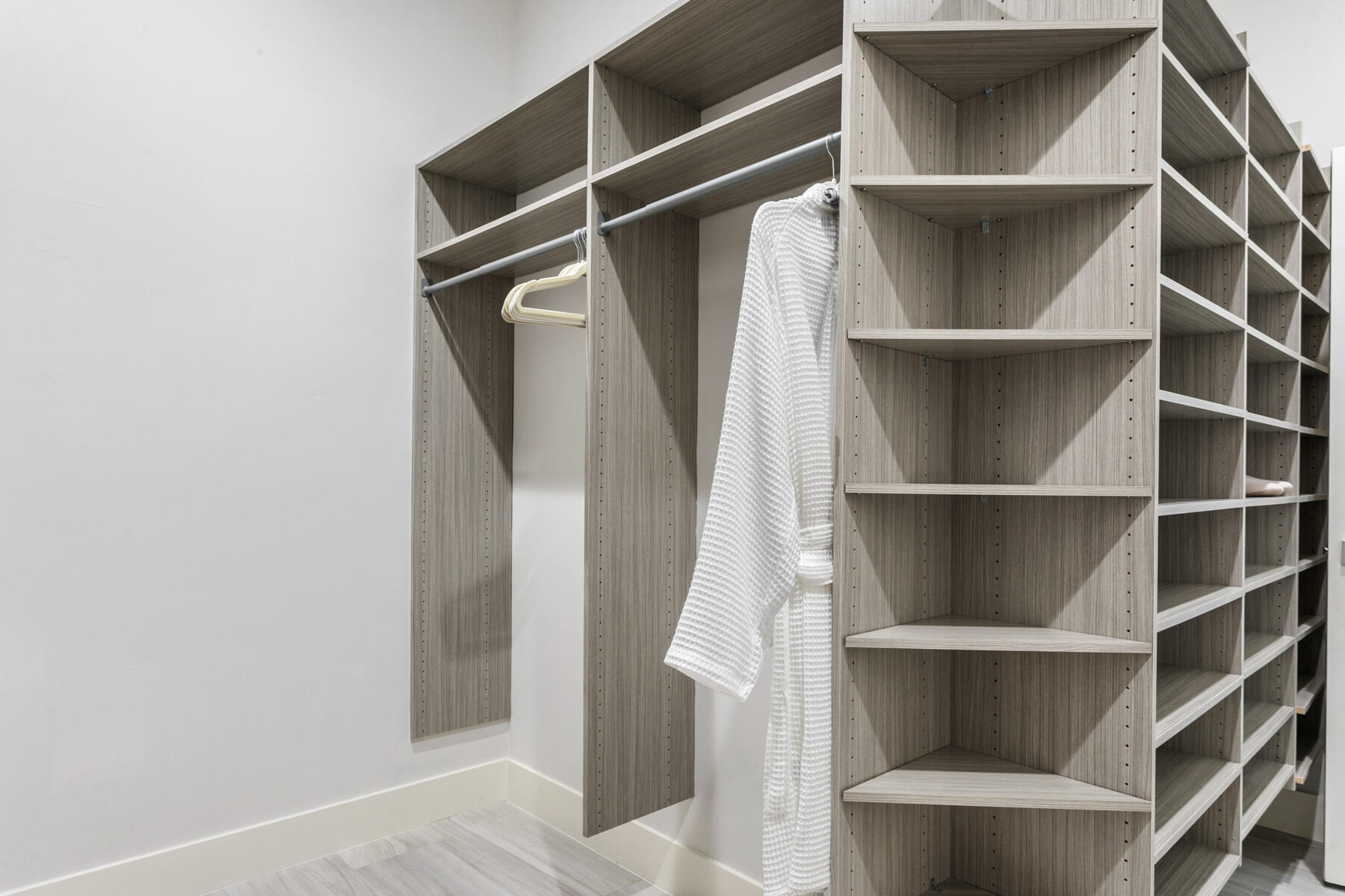 SEMINOLE LANDING - Residential