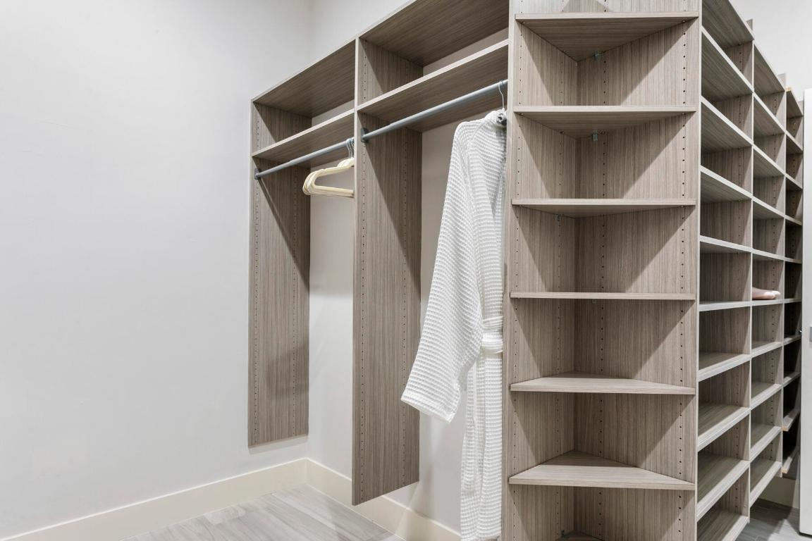 SEMINOLE LANDING - Residential