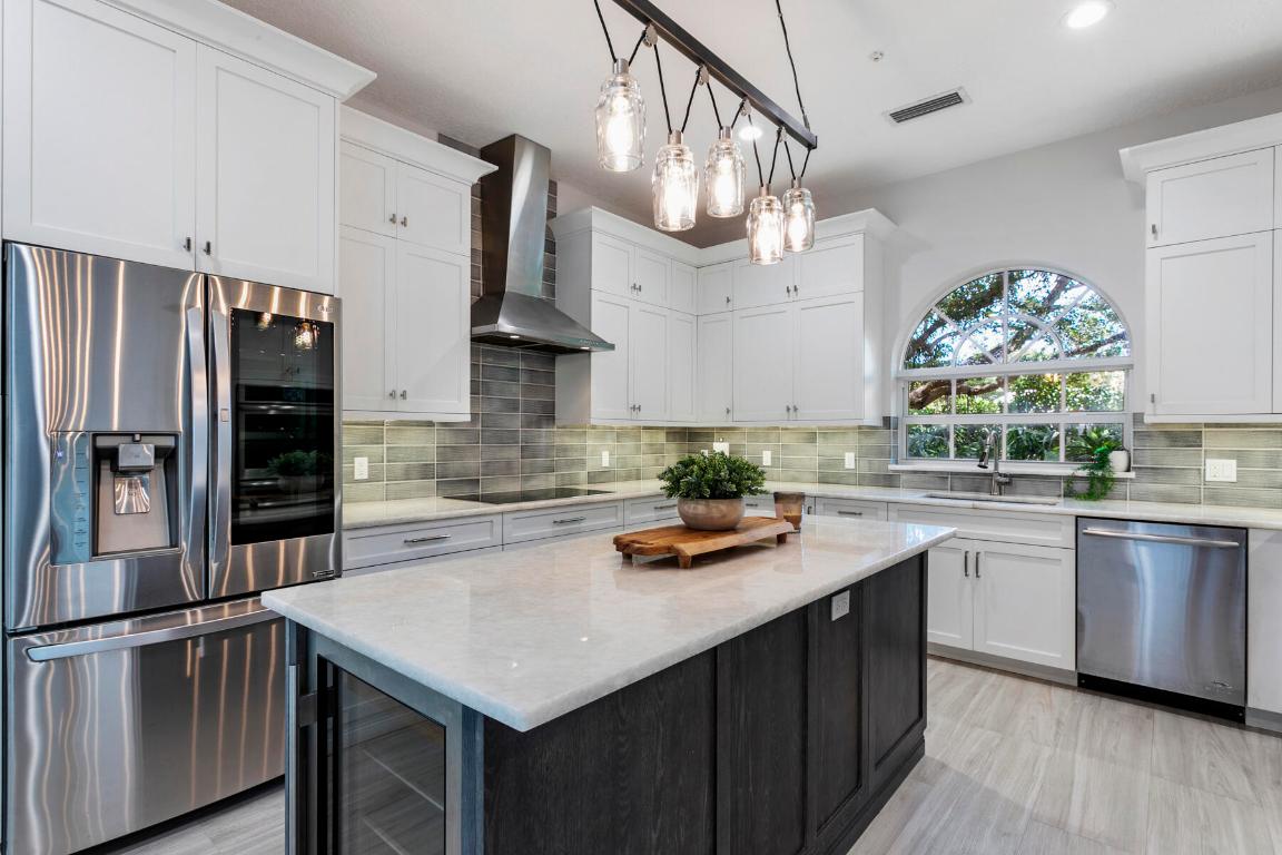 SEMINOLE LANDING - Residential