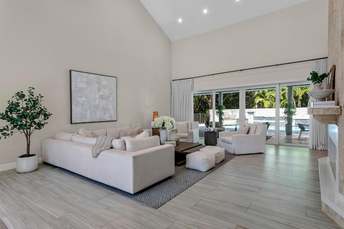 SEMINOLE LANDING - Residential