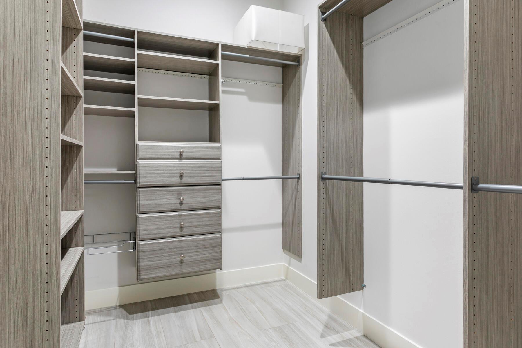 SEMINOLE LANDING - Residential