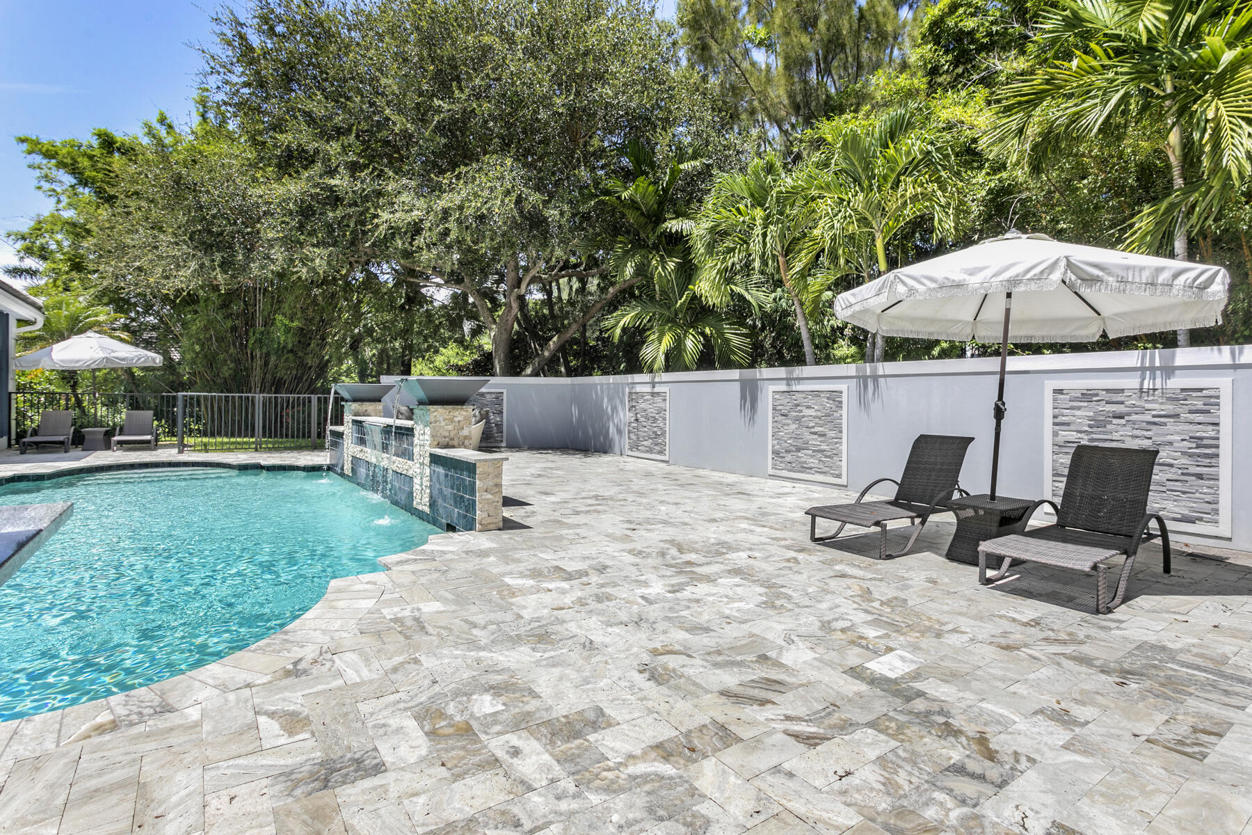 SEMINOLE LANDING - Residential