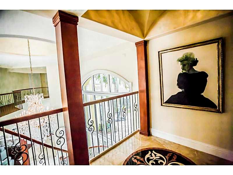 LAKE ROGERS ISLE UNIT E - Residential