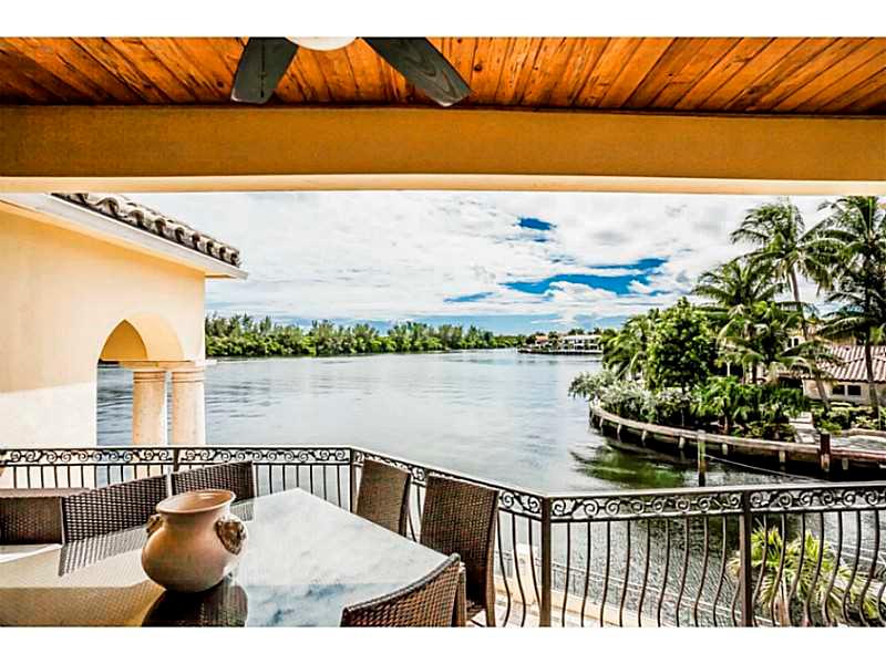 LAKE ROGERS ISLE UNIT E - Residential