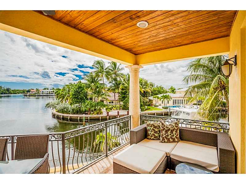 LAKE ROGERS ISLE UNIT E - Residential