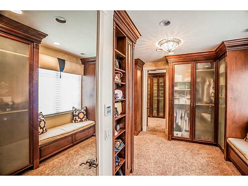 LAKE ROGERS ISLE UNIT E - Residential