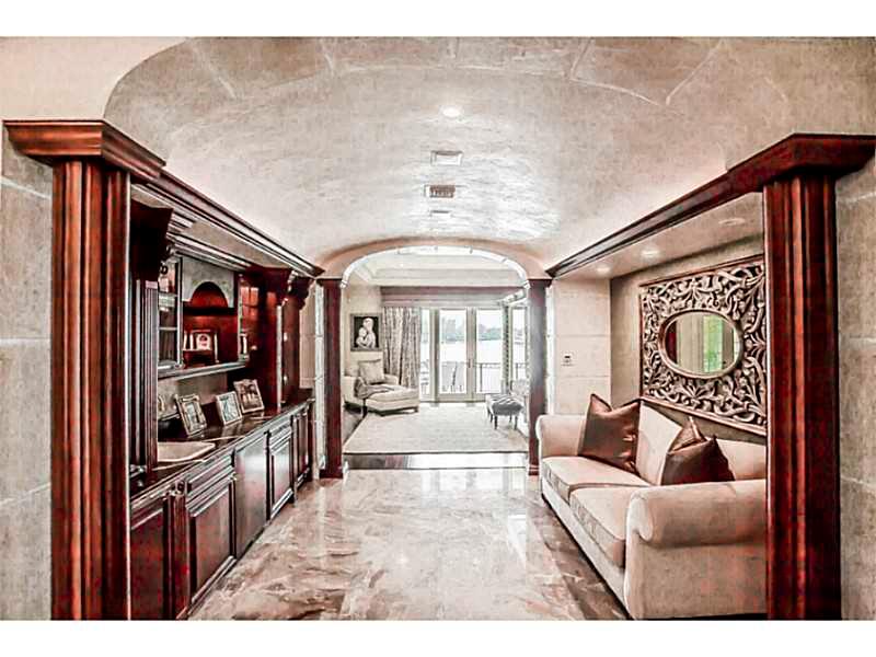 LAKE ROGERS ISLE UNIT E - Residential