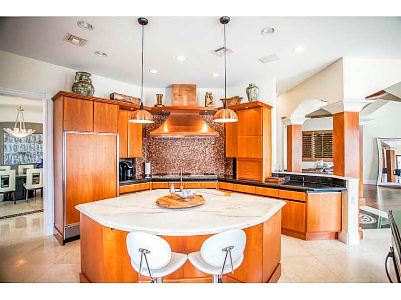 LAKE ROGERS ISLE UNIT E - Residential