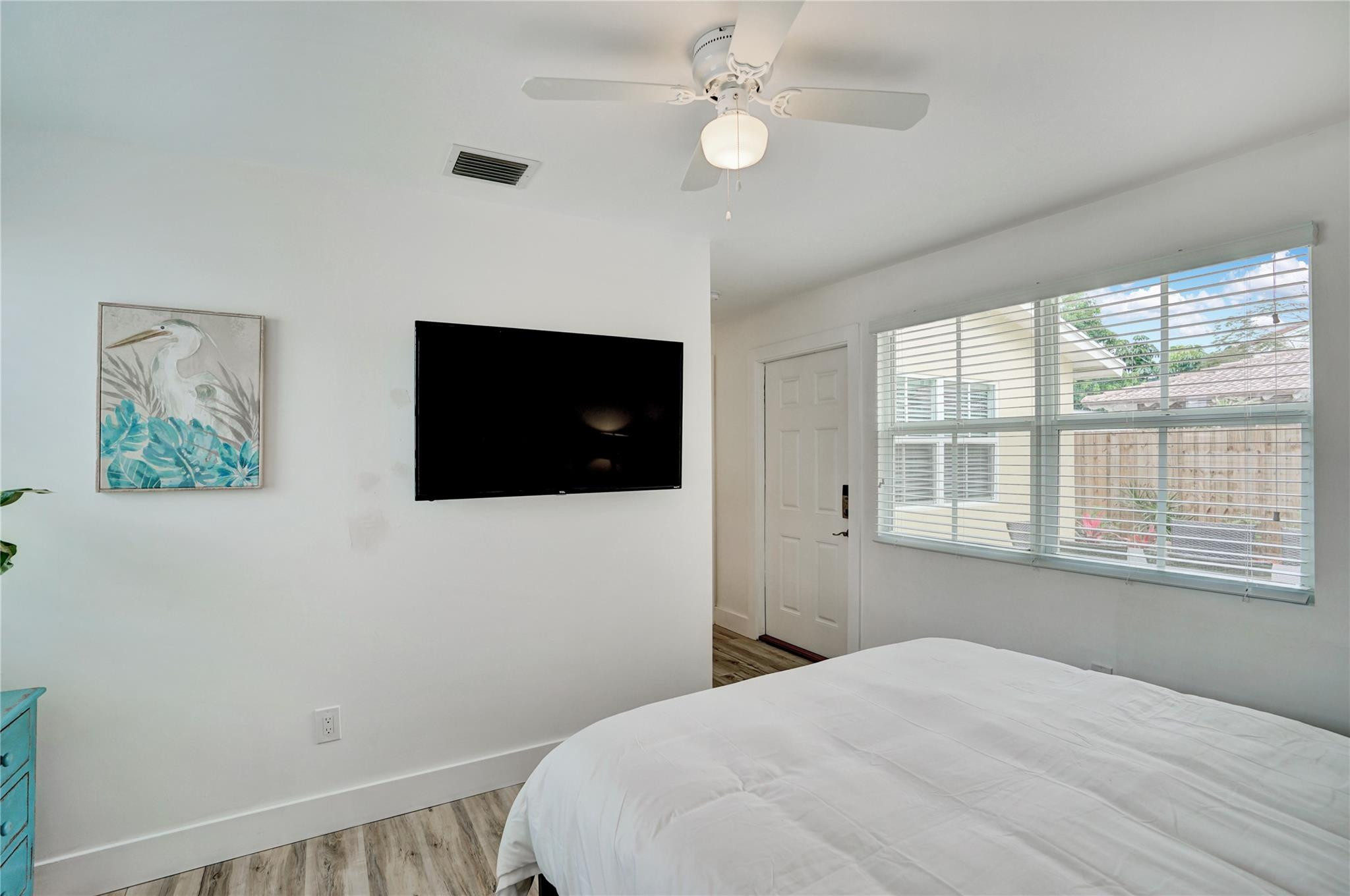 Blount Bros Pompano Beach - Residential Lease