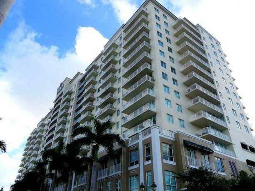 Motivated Seller - Best Deal at the Tides - Immaculate with Two Parking Spots Included - Neutral Tile Throughout - Incredible Condition - Do Not Miss the Best Deal at the Tides at Bridgeside Square. Pet friendly building that allows rentals with a liberal  rental policy. Financially solid building, all common areas have been recently redone, including the pool. Maintenance includes reserves, Unverse Cable Television and Hot Water. Incredible resort style building across from three waterfront restaurants!