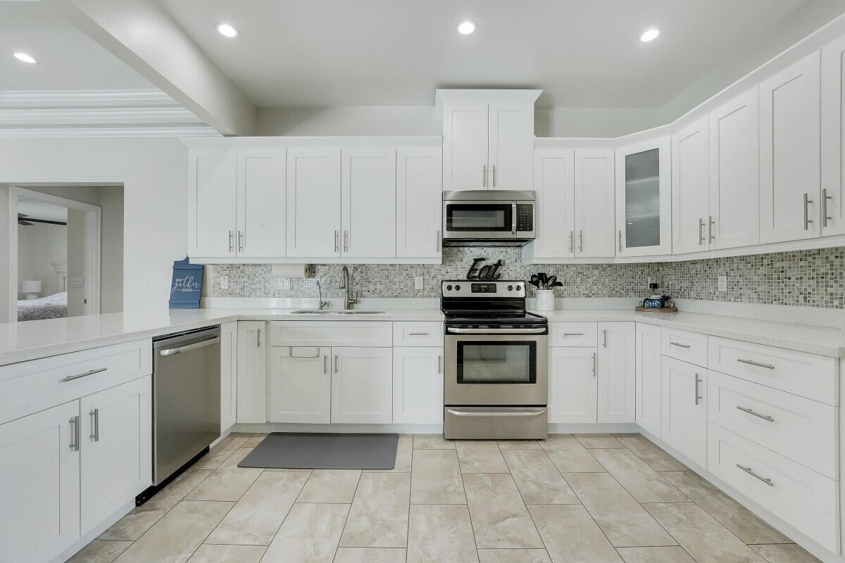 PORT ST LUCIE SECTION 33 - Residential