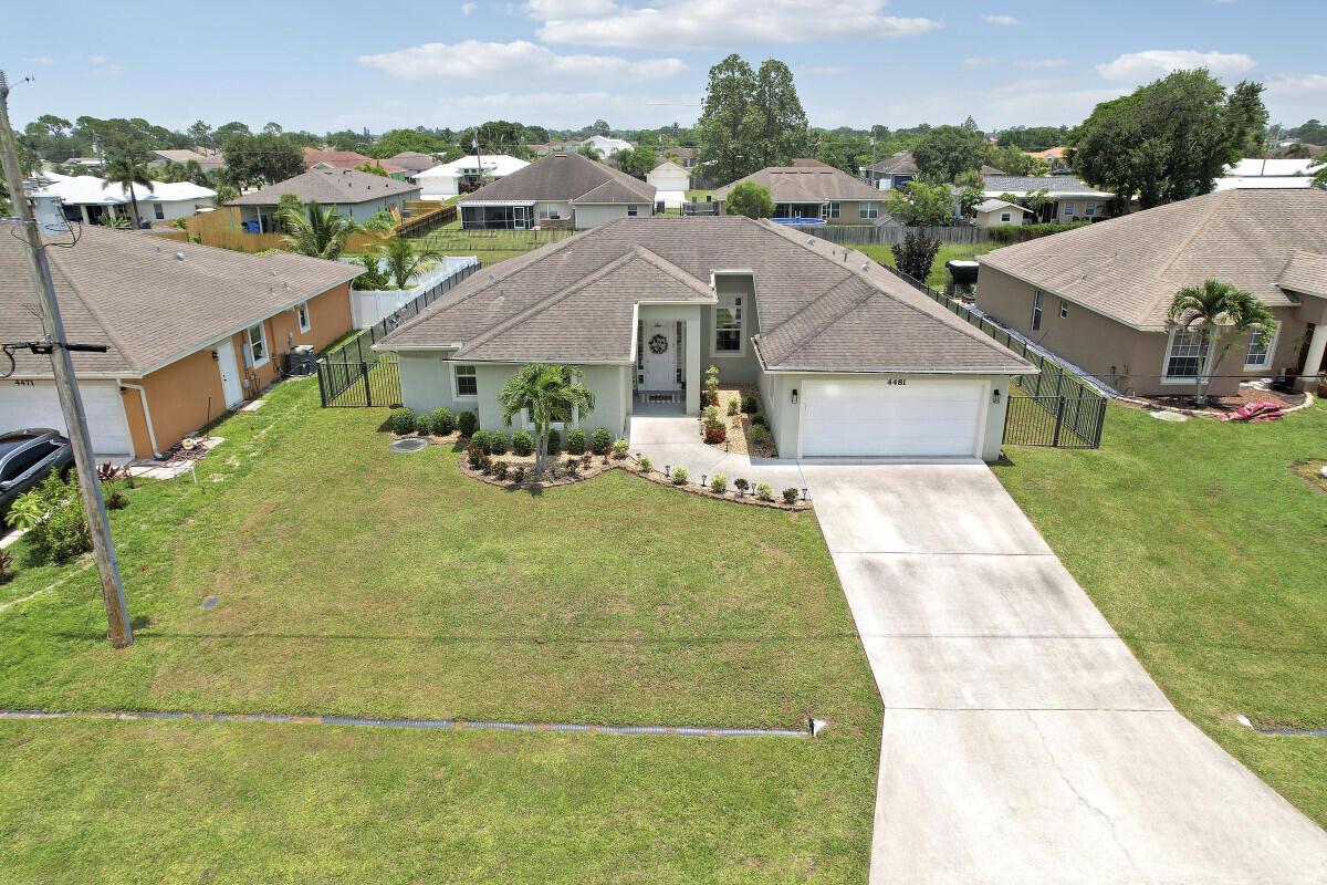 PORT ST LUCIE SECTION 33 - Residential