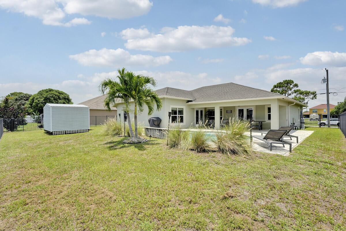 PORT ST LUCIE SECTION 33 - Residential