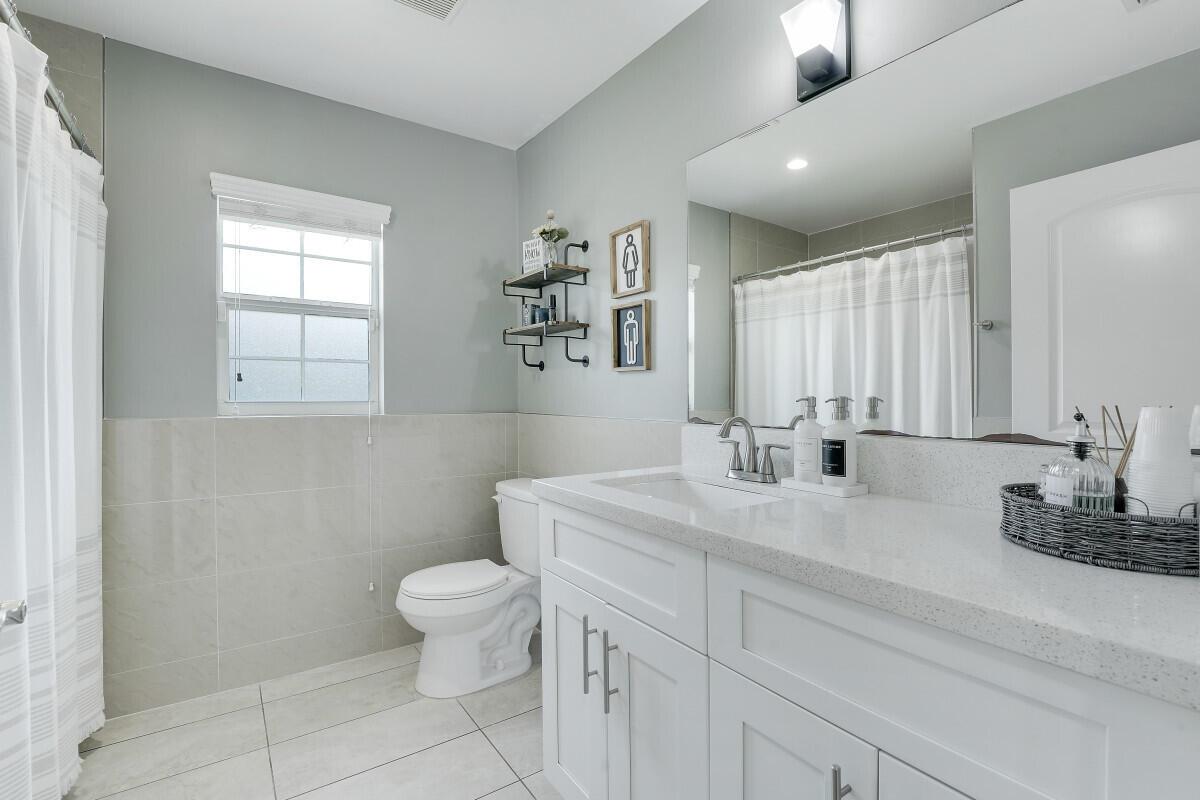 PORT ST LUCIE SECTION 33 - Residential