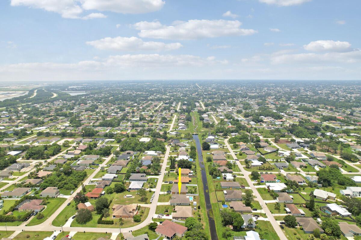 PORT ST LUCIE SECTION 33 - Residential