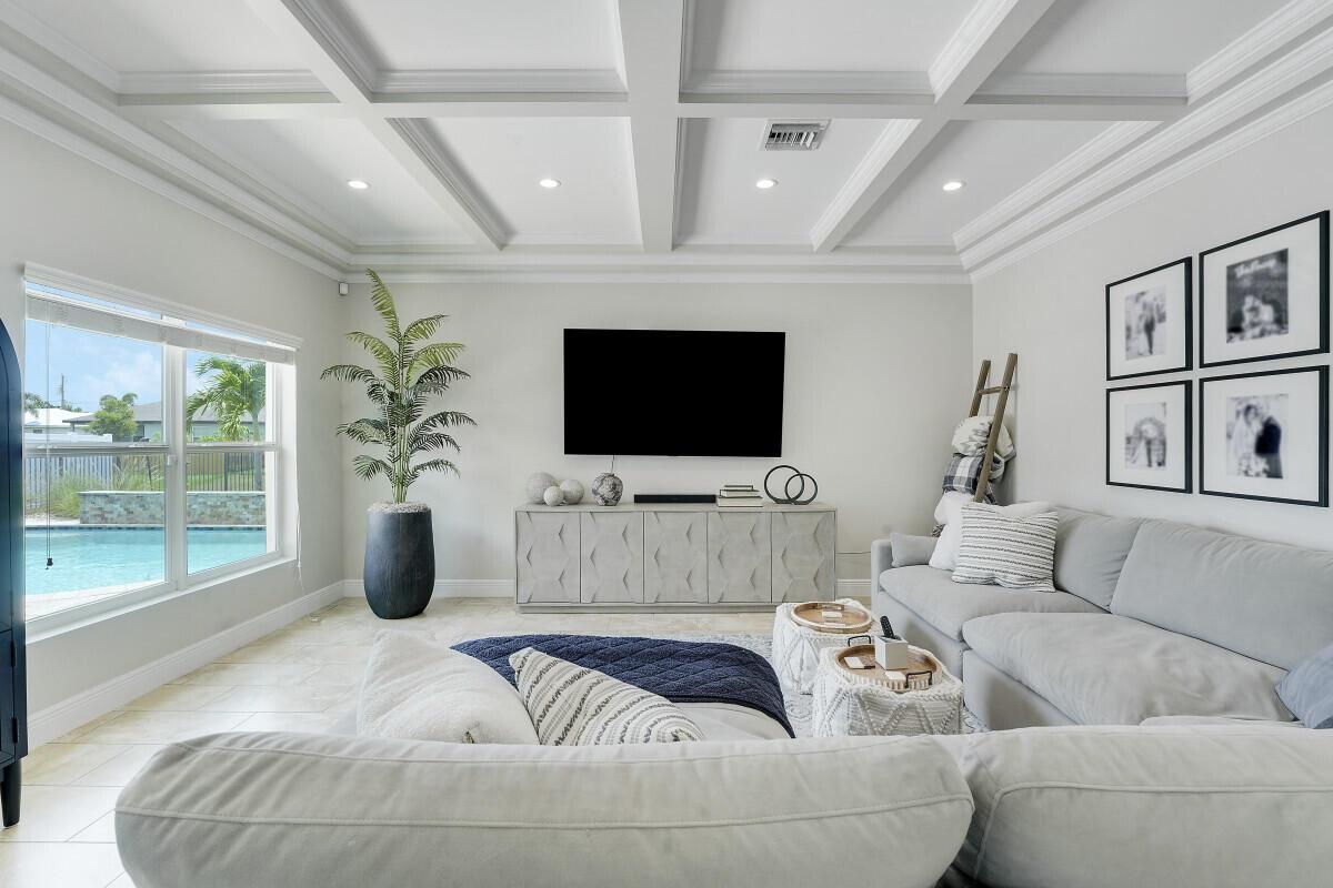 PORT ST LUCIE SECTION 33 - Residential