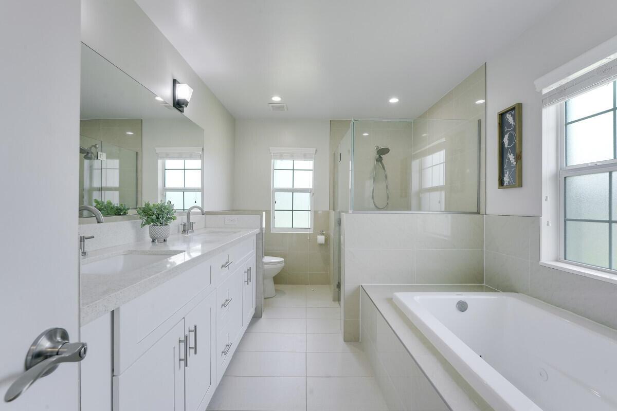 PORT ST LUCIE SECTION 33 - Residential