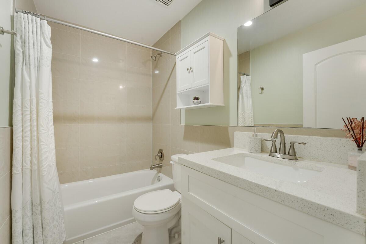 PORT ST LUCIE SECTION 33 - Residential