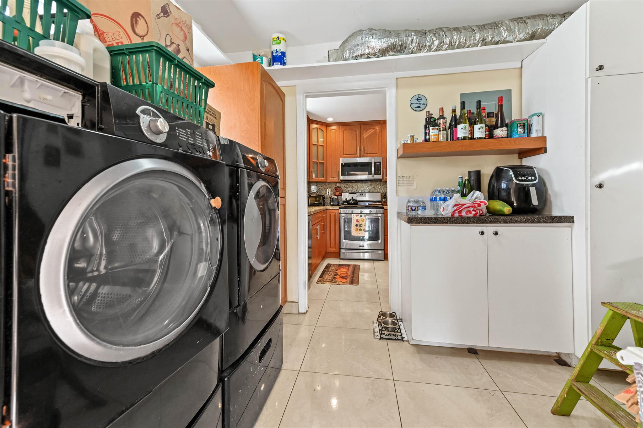 FLORESTA ESTATES - Residential