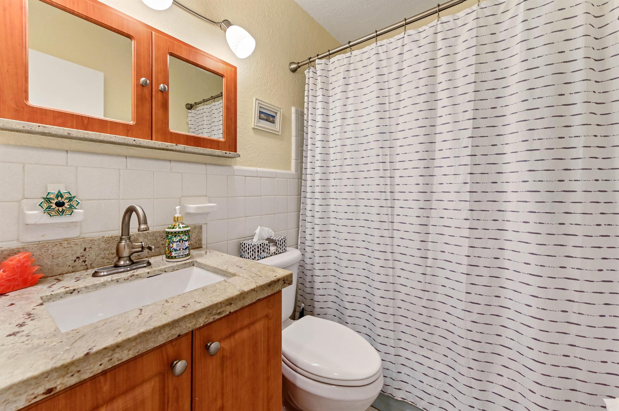 FLORESTA ESTATES - Residential