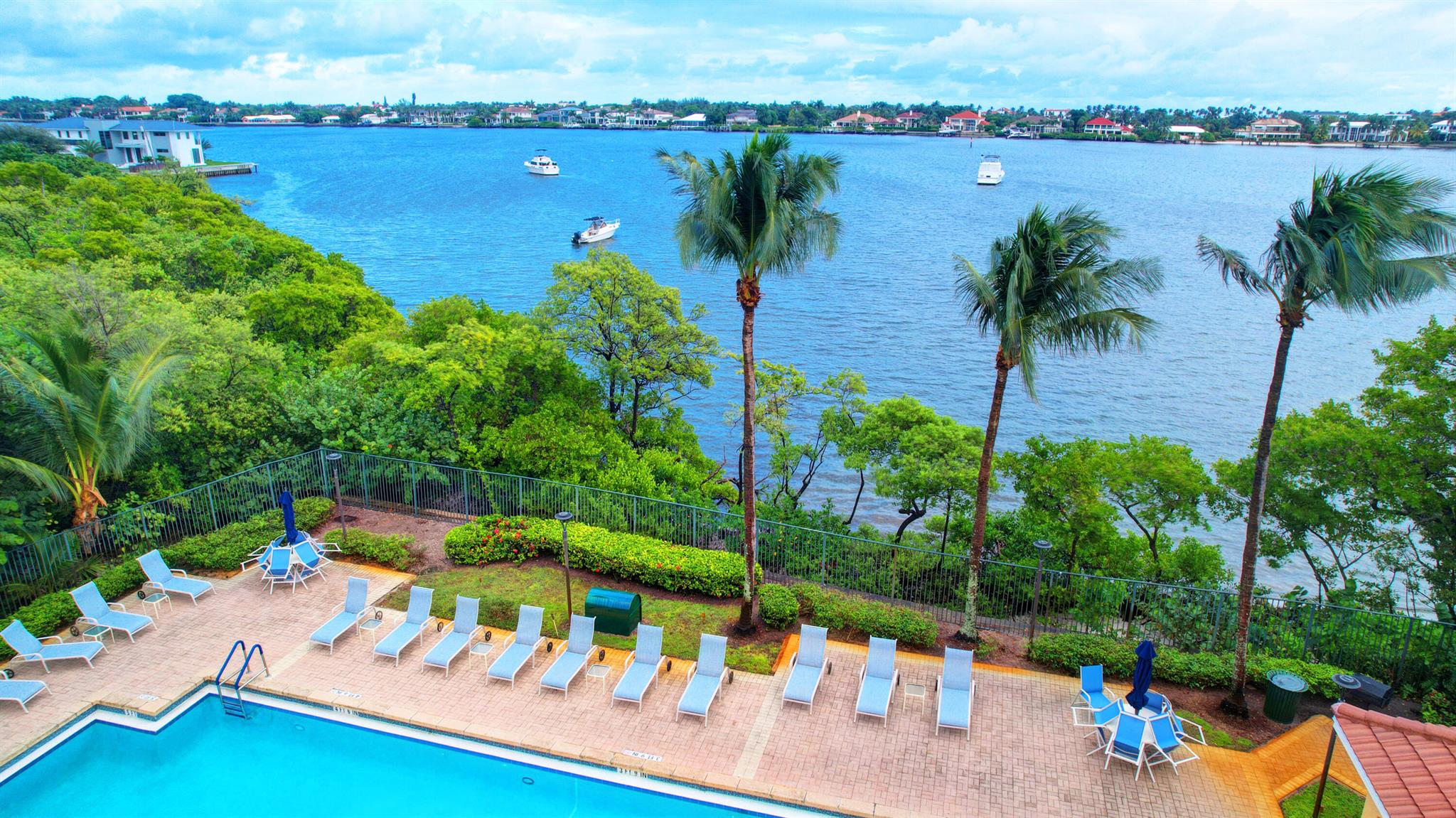 Hypoluxos Mariners Cay Condo - Residential