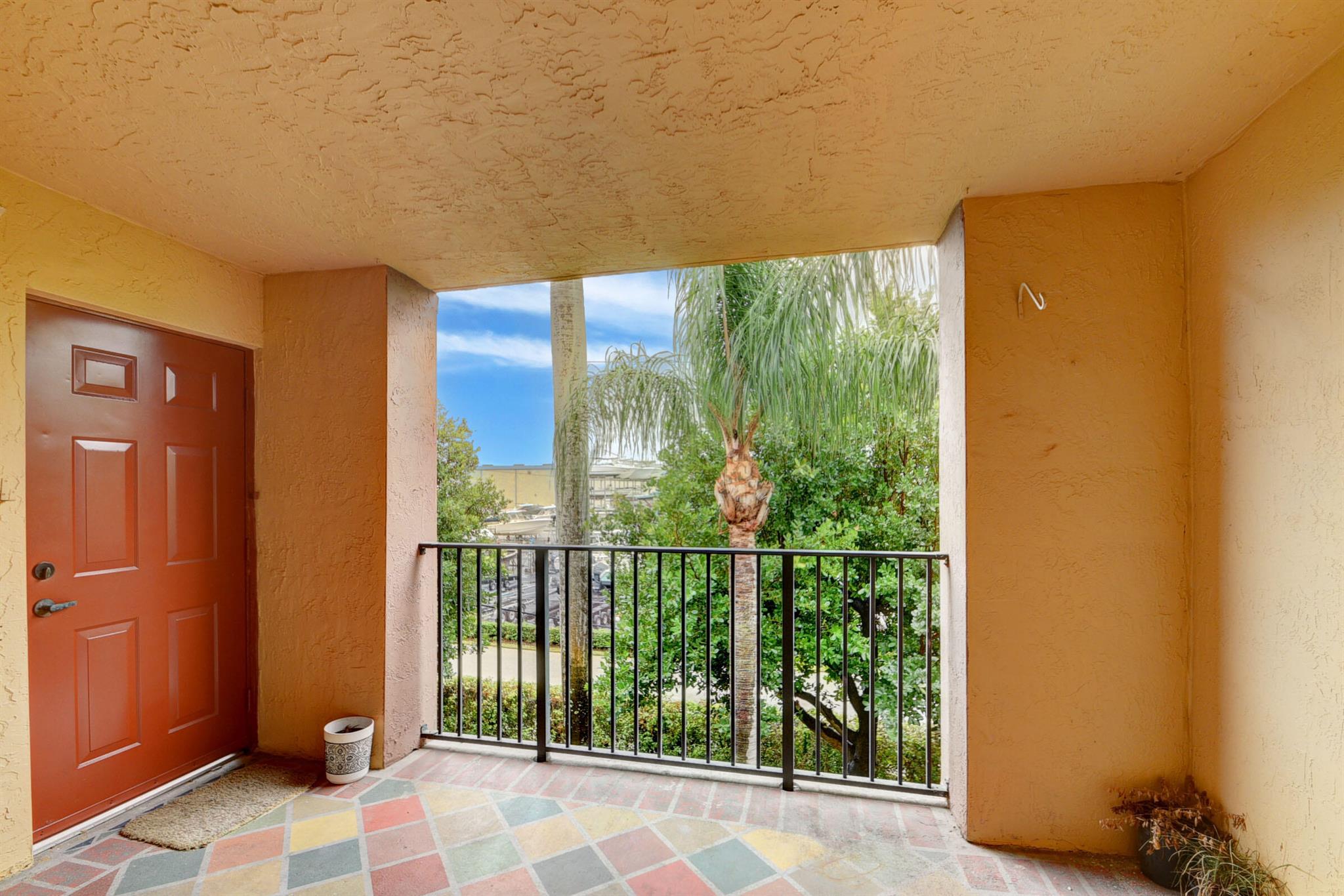 Hypoluxos Mariners Cay Condo - Residential