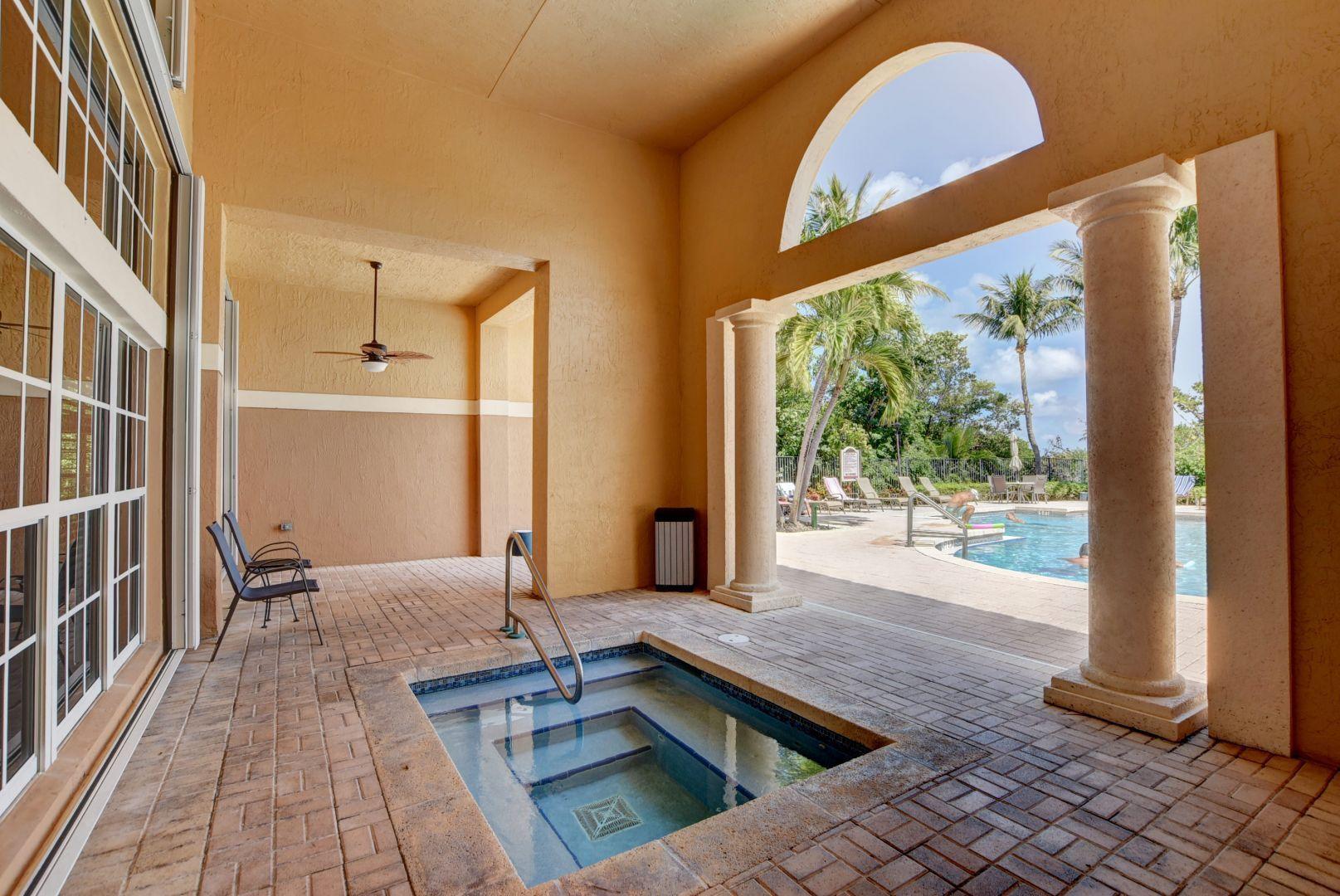 Hypoluxos Mariners Cay Condo - Residential