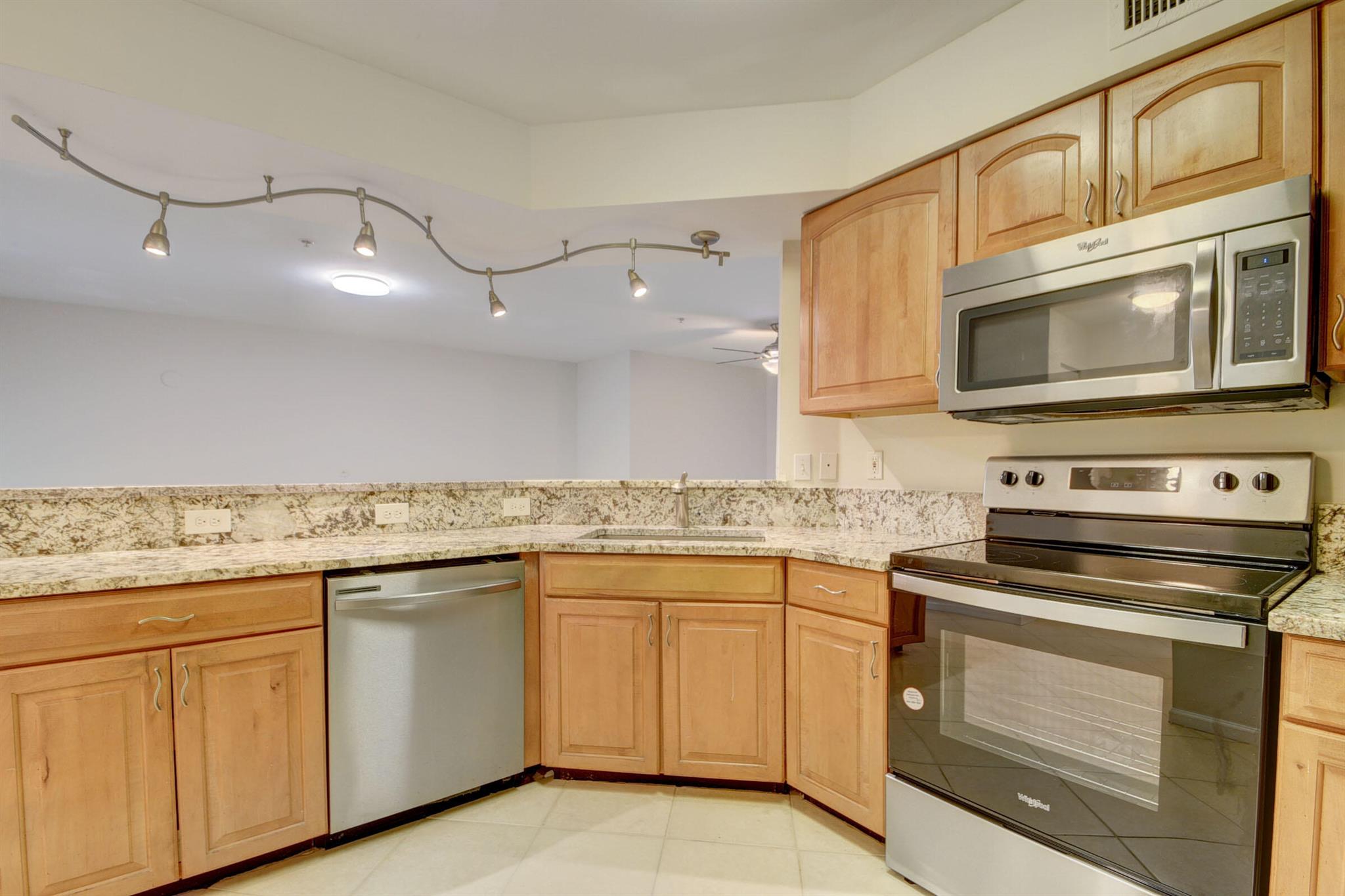 Hypoluxos Mariners Cay Condo - Residential