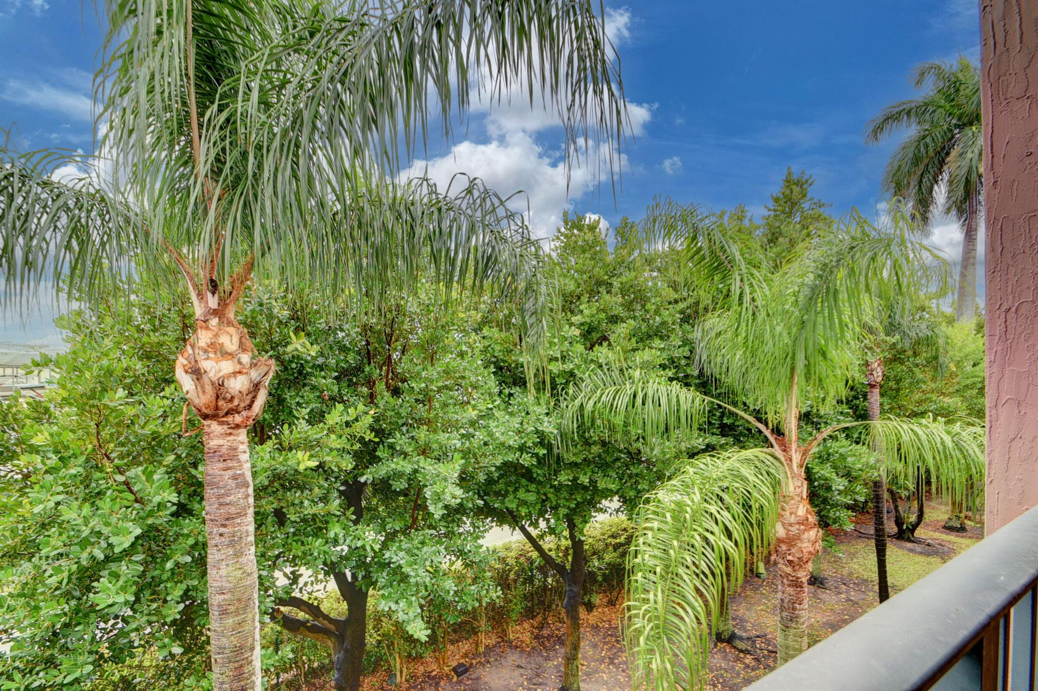 Hypoluxos Mariners Cay Condo - Residential