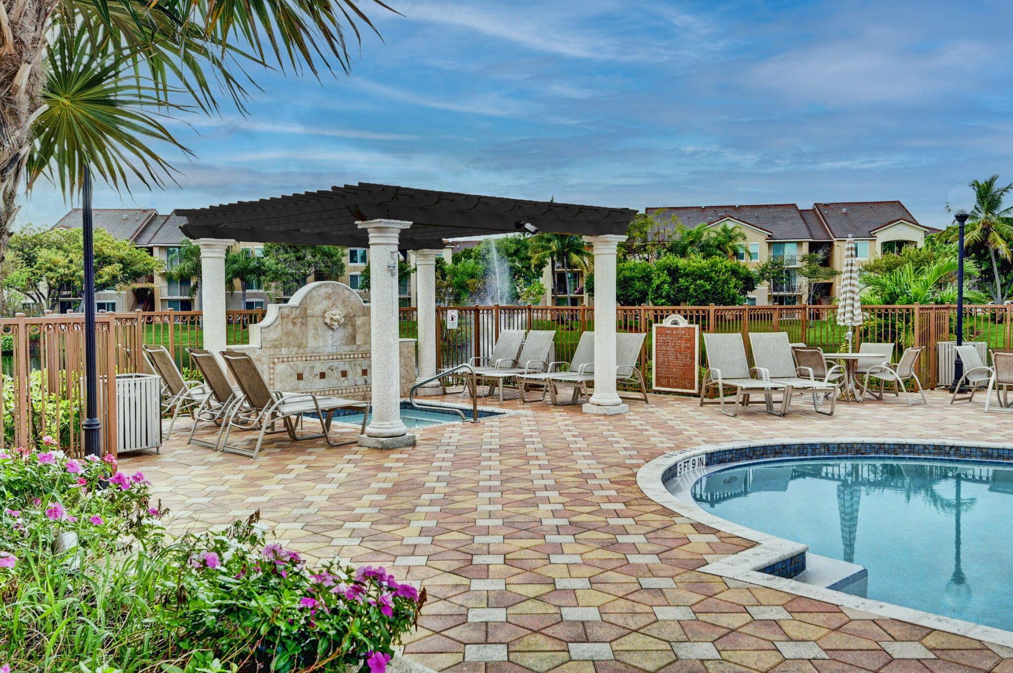 VILLA DEL SOL CONDO - Residential