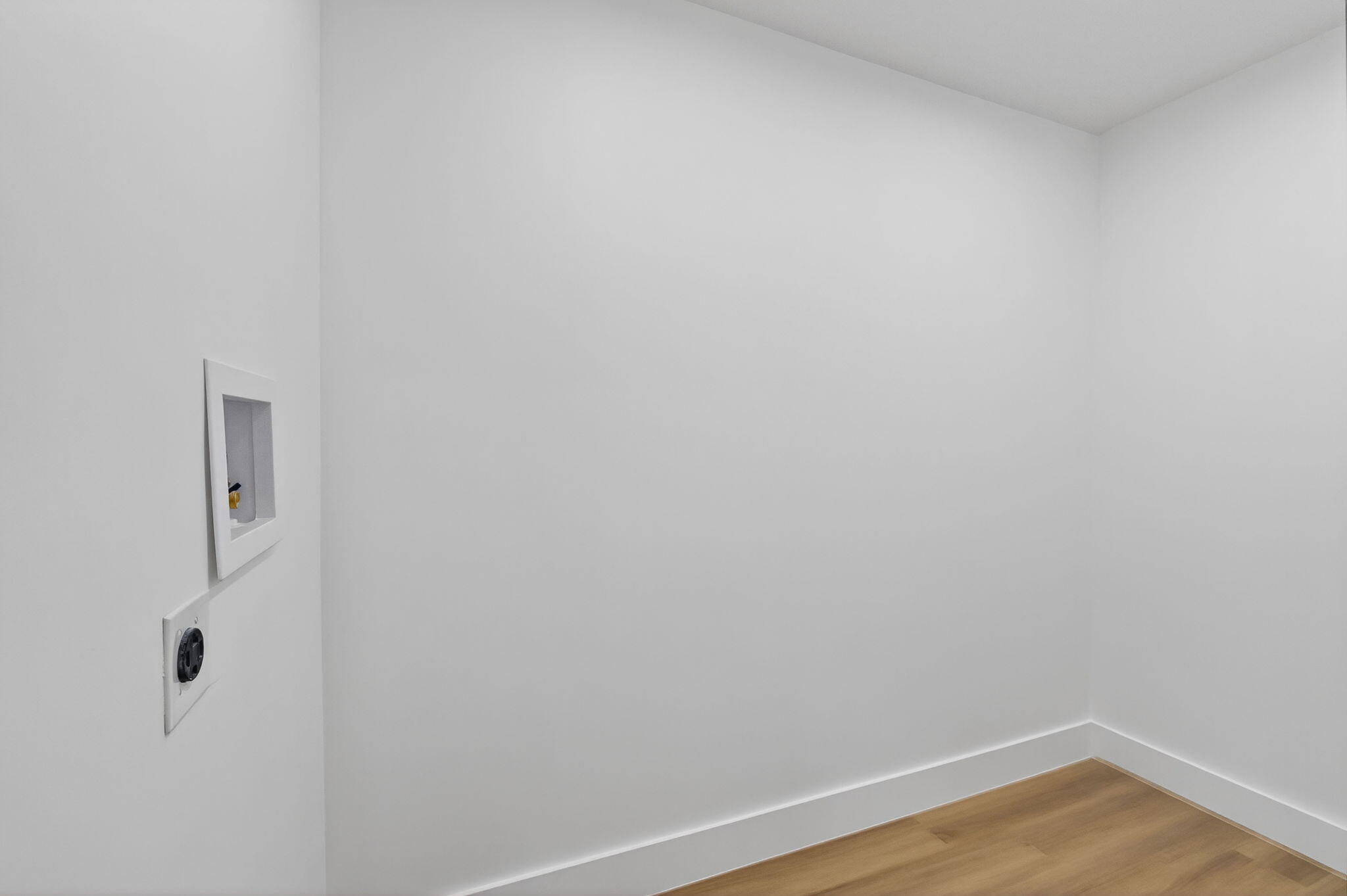 HIGH POINT CONDO SEC III - Residential