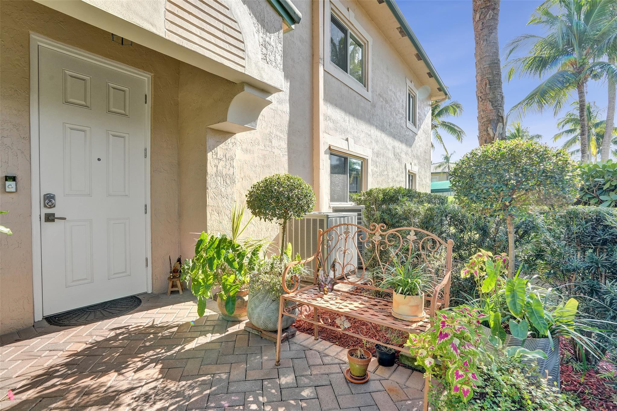 7967 Exeter Boulevard 203