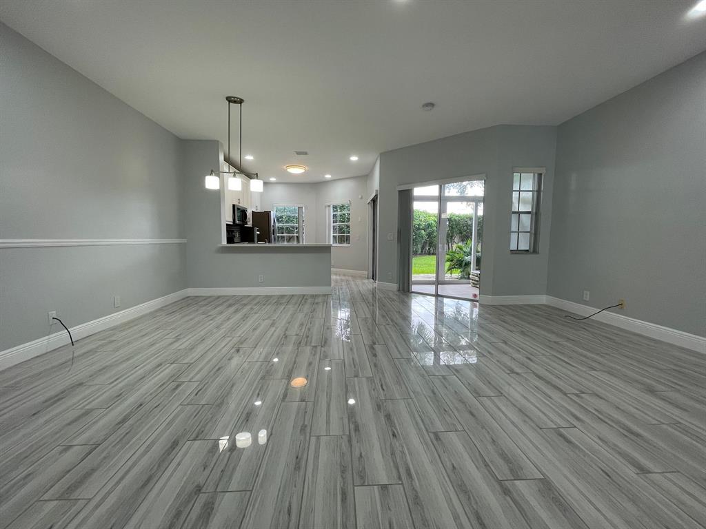 Recently upgraded with high end finishes 2 bedroom condo located in highly desirable Boca Pointe. Open kitchen, breakfast area and expansive living room with beautiful lush tropical garden views. Upgraded bathrooms, large windows and hurricane impact sliders that bring incredible light into this majestic home. This gated community is located in the heart of Boca Raton with easy access to i95, Turnpike and major central establishments such as the Town Center Mall, Mizner Park and the beaches.