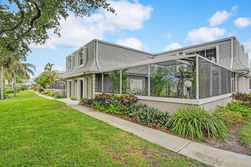 Photo of 1403 Vision Drive, Palm Beach Gardens, FL 33418 (MLS # R11082853)