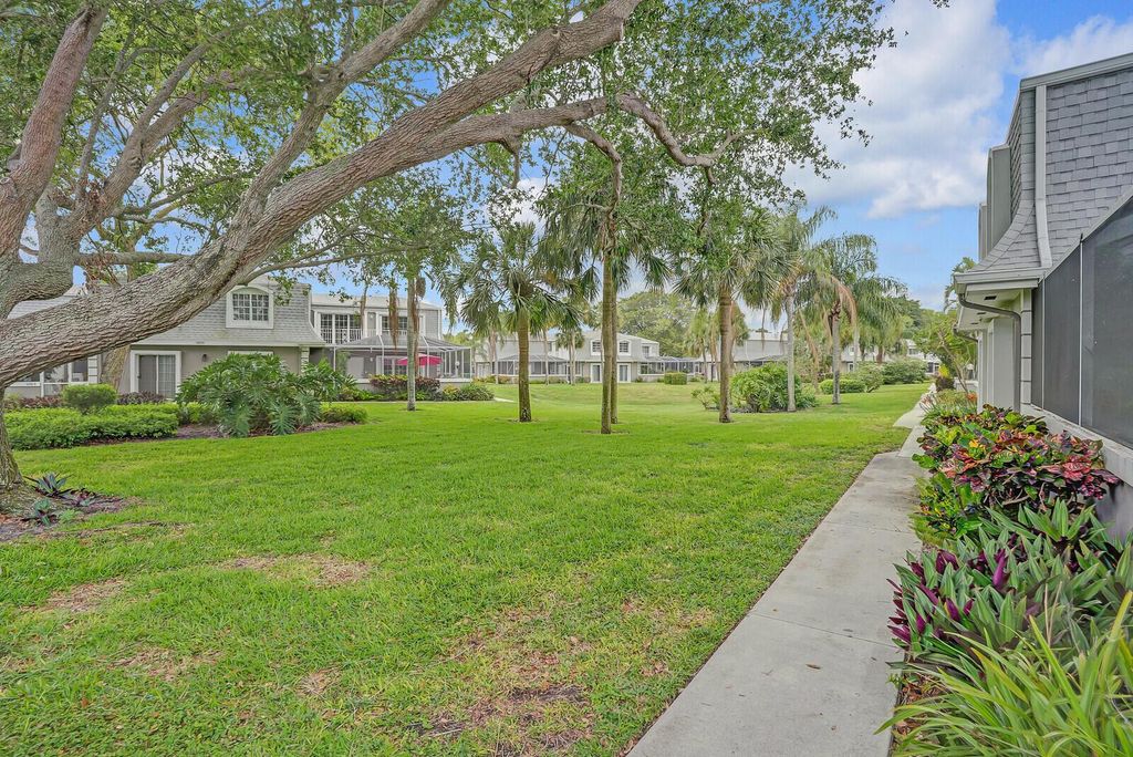 Photo of 1403 Vision Drive, Palm Beach Gardens, FL 33418 (MLS # R11082853)