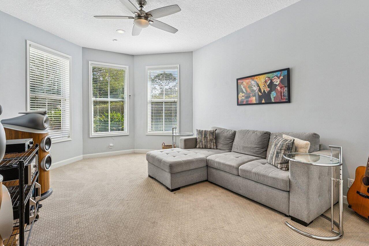 PATCH REEF EST - Residential