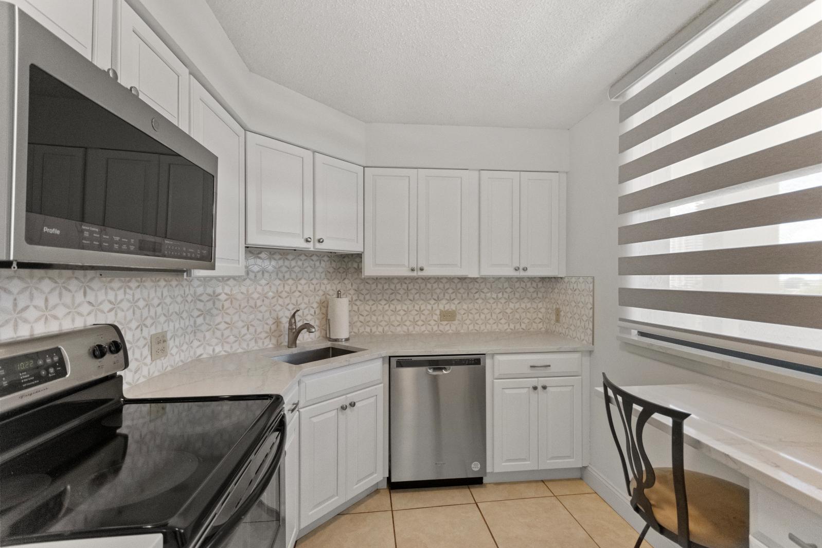 OLD PORT COVE QUAY NORTH - Residential