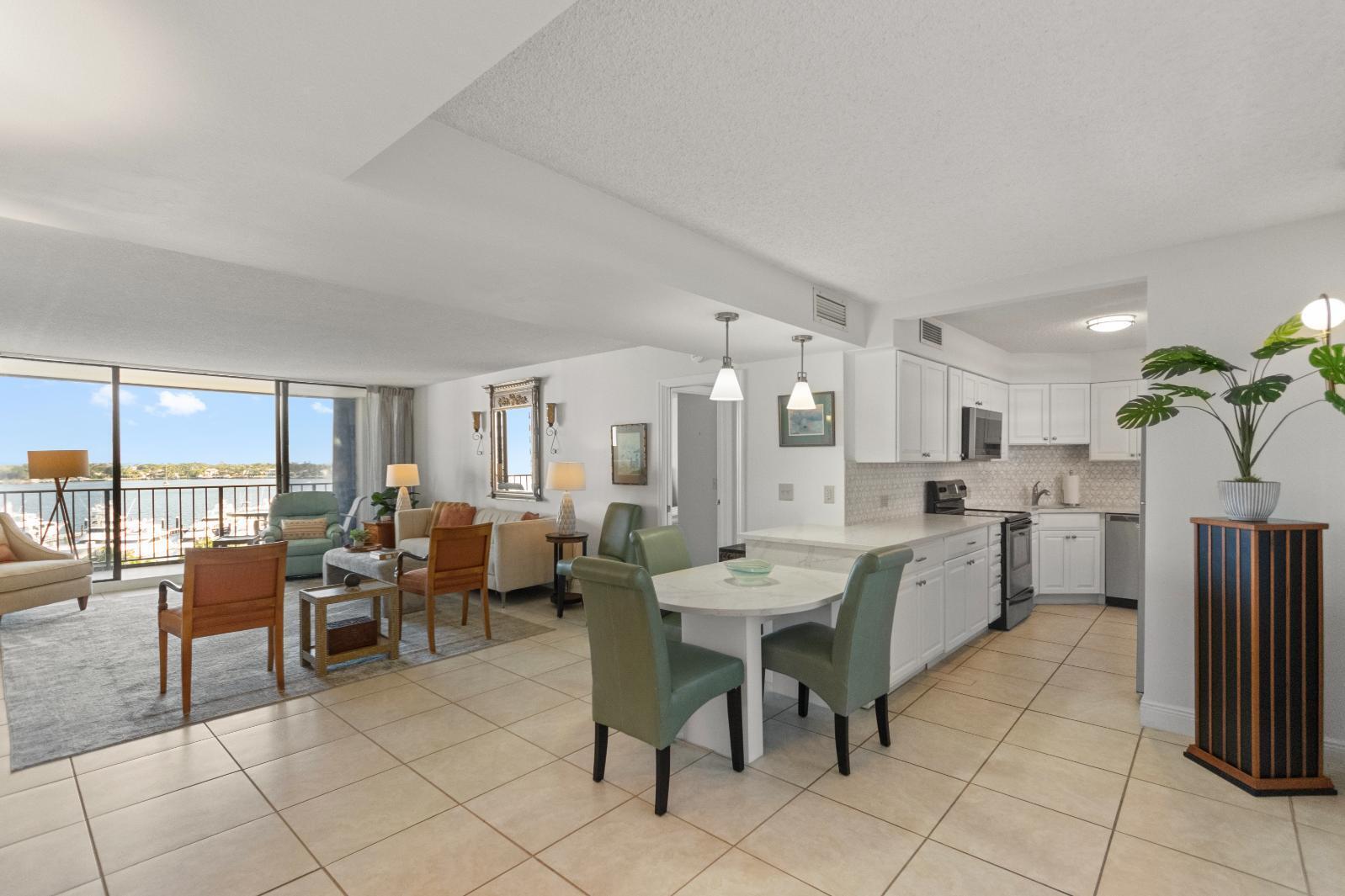 OLD PORT COVE QUAY NORTH - Residential