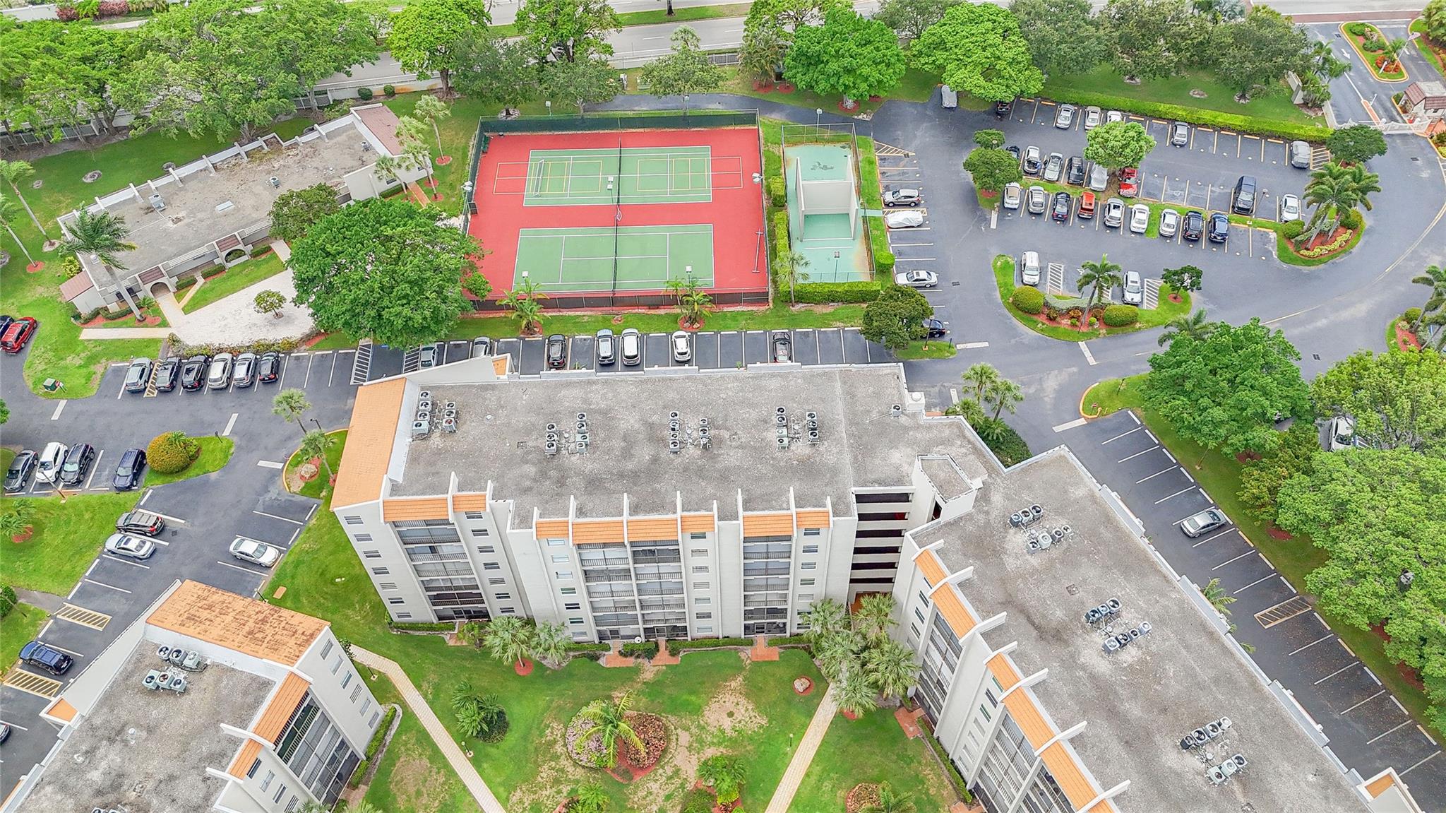 18th Hole - Residential Lease