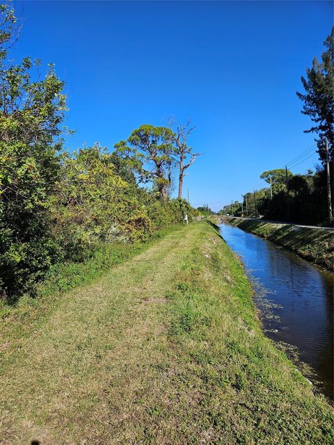 xxx C Rd Loxahatchee Groves FL 33470