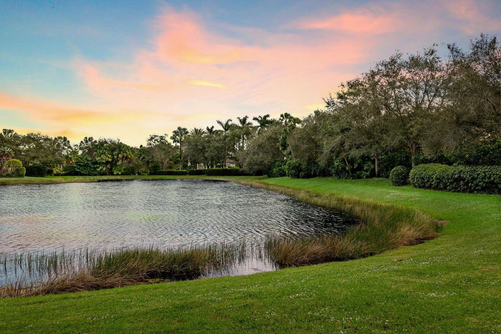 Photo of 102 Dalena Way, Palm Beach Gardens, FL 33418 (MLS # R10939433)