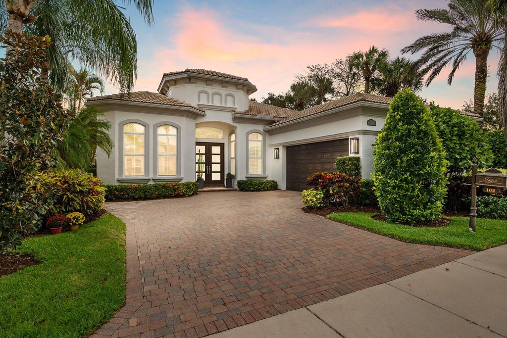 Photo of 102 Dalena Way, Palm Beach Gardens, FL 33418 (MLS # R10939433)