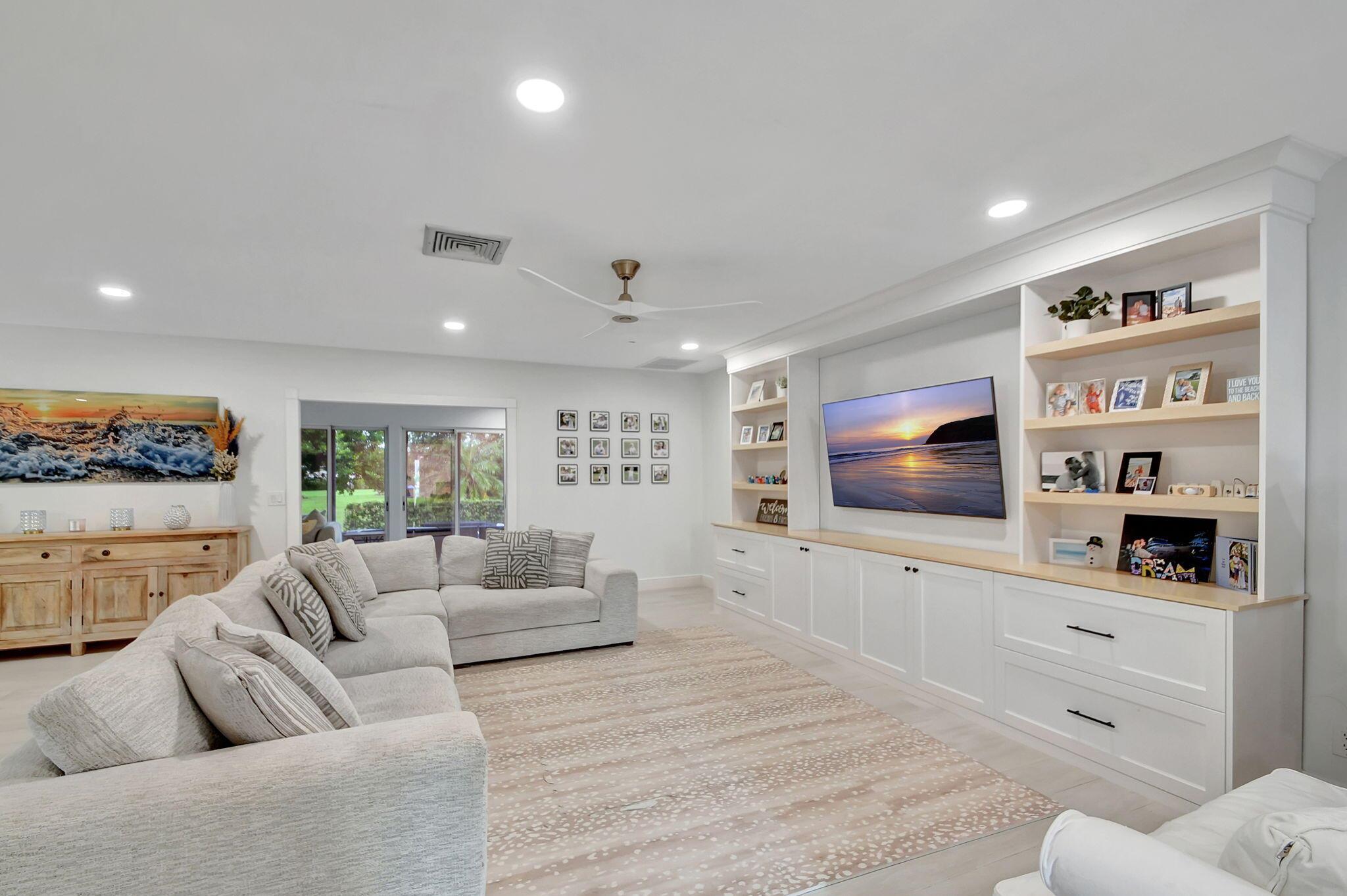 15 Holly Drive, Boynton Beach, FL, 33436/$860,000 1 15 Holly Drive