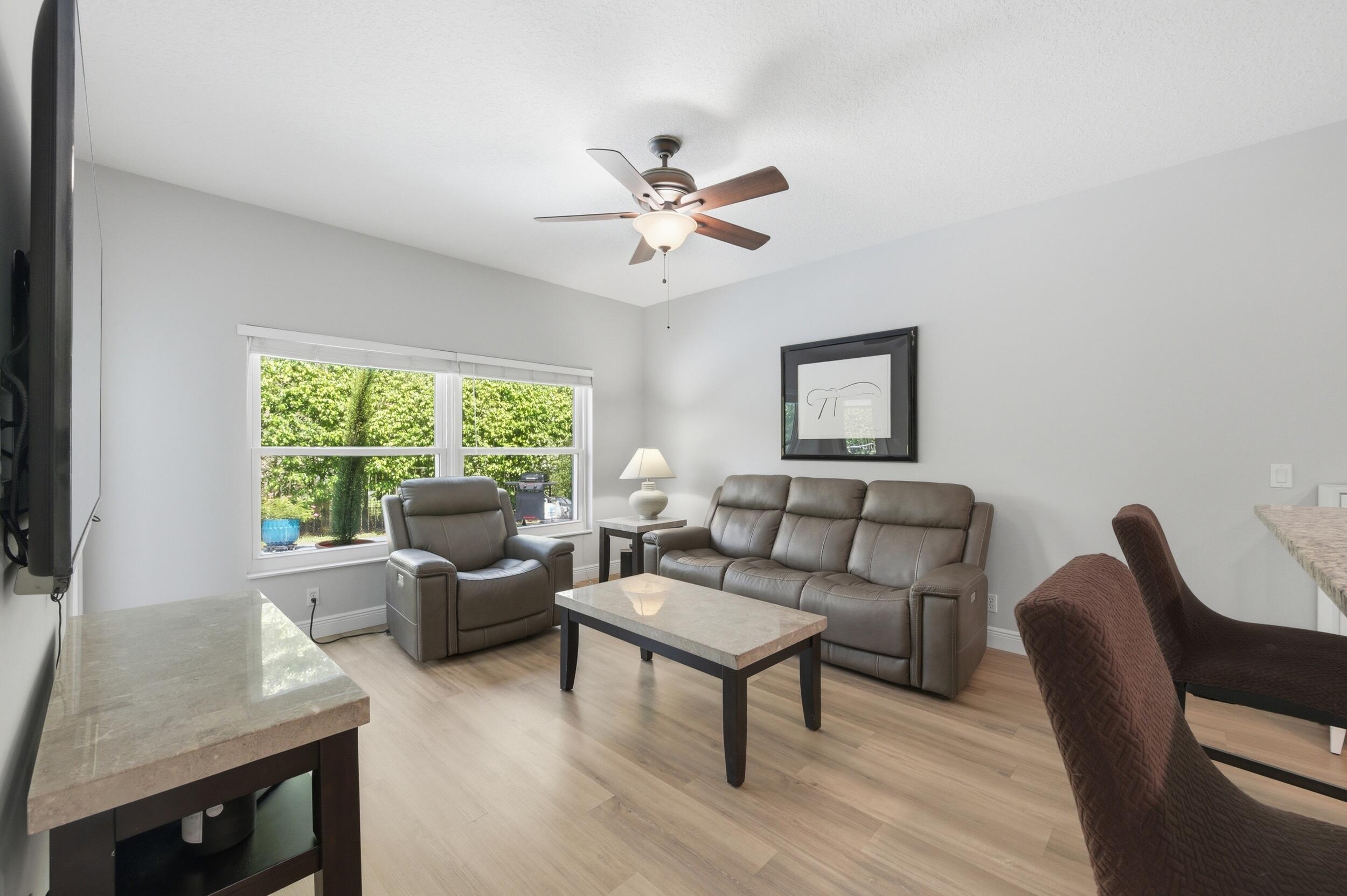 WYNDHAM LAKES CENTRAL - Residential