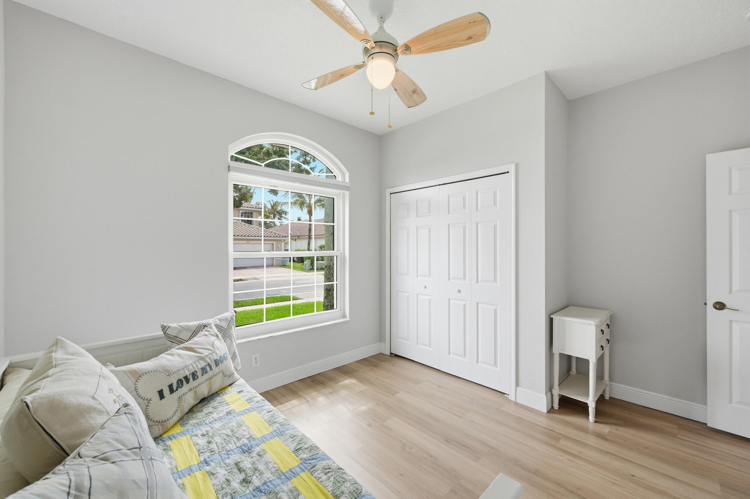 WYNDHAM LAKES CENTRAL - Residential