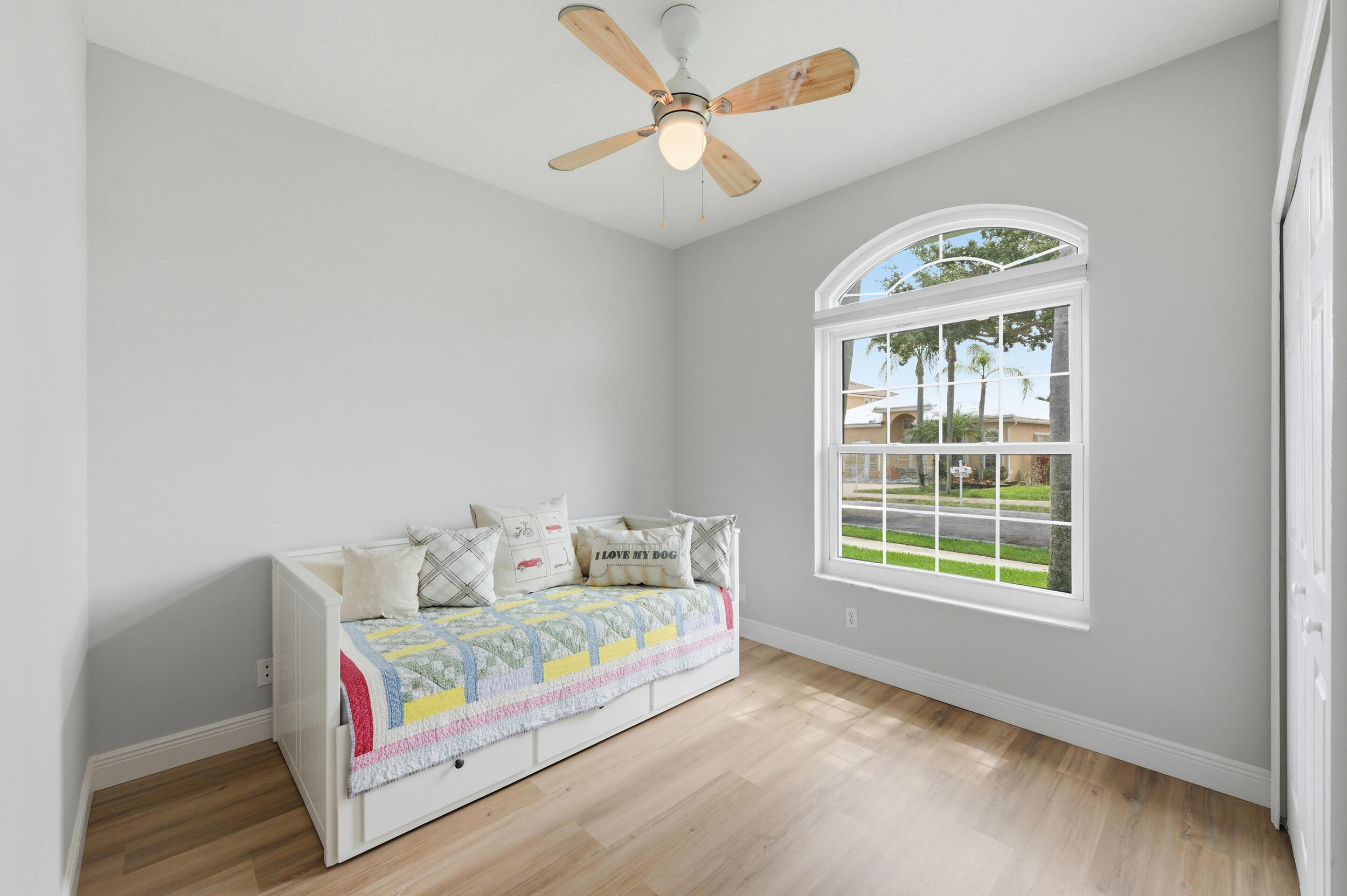 WYNDHAM LAKES CENTRAL - Residential